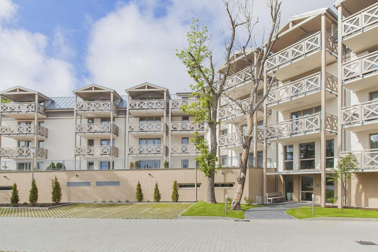 Mi Casa Holidays Rezydencja Park ミエルノ エクステリア 写真